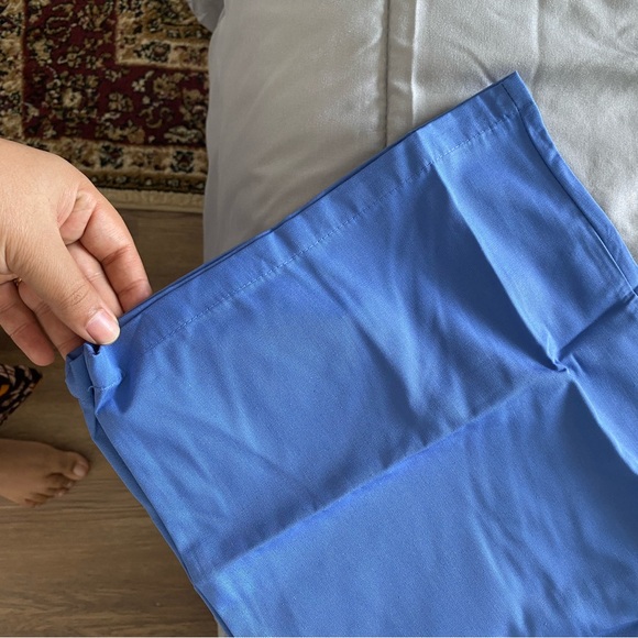 ALL HEART BASICS SCRUB PANTS 2 POCKETS ON FRONT- ROYAL BLUE - Picture 4 of 8